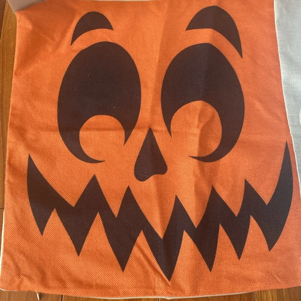 2 Halloween Trick or Treat pumpkin Jack o lantern Pillow Covers shams 17x17”